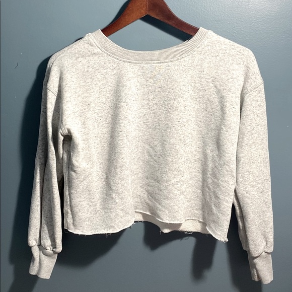 Brandy Melville Sweaters - Brandy Melville Cropped Sweatshirt